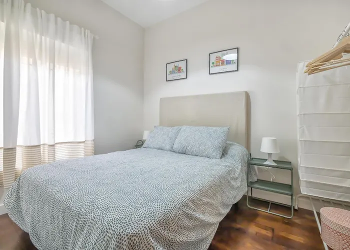 Andalusi & Centre & Parking Incluido דירה